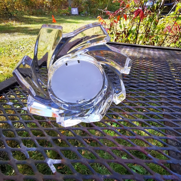 Small Clear Glass Sunburst Round Picture Frame - Picture 7 of 14